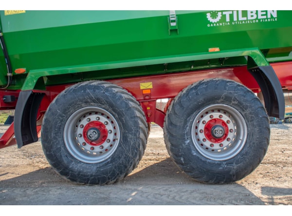 Remorca Agricola ROMSAN R140TAHK -TANDEM BENA TIP U 14t, basculare spate, frana pe aer , prelata cu suport si roata de rezerva de vanzare